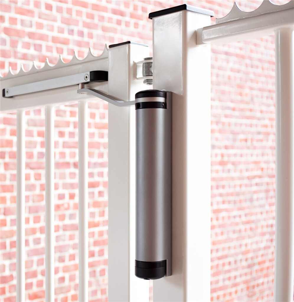 Cierrapuertas compacto Locinox Lion para puertas de hasta 165 lb