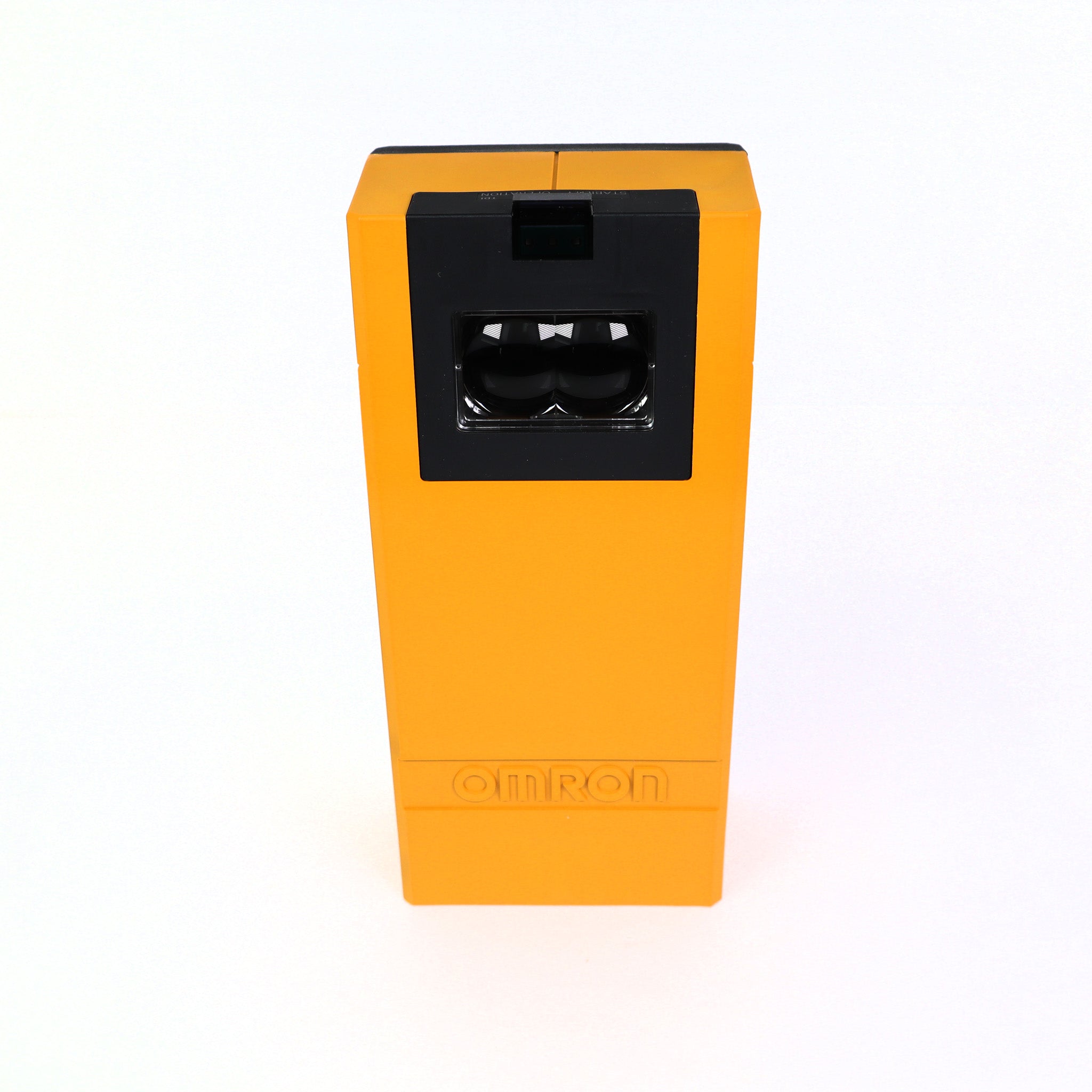 Omron E3K (R10K4) Long Range Photoelectric Sensor with Reflector