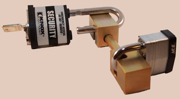 Pinlock PINLOCKII DOUBLE 911 PIN LOCK FOR SWING GATE ATTACHMENT.